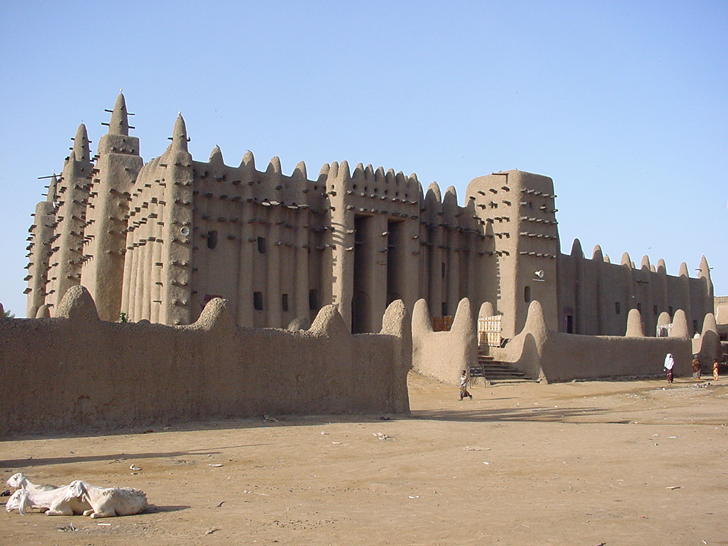 Great Mosque of Djenné, Mali — hallmark of West African Sahelian architecture